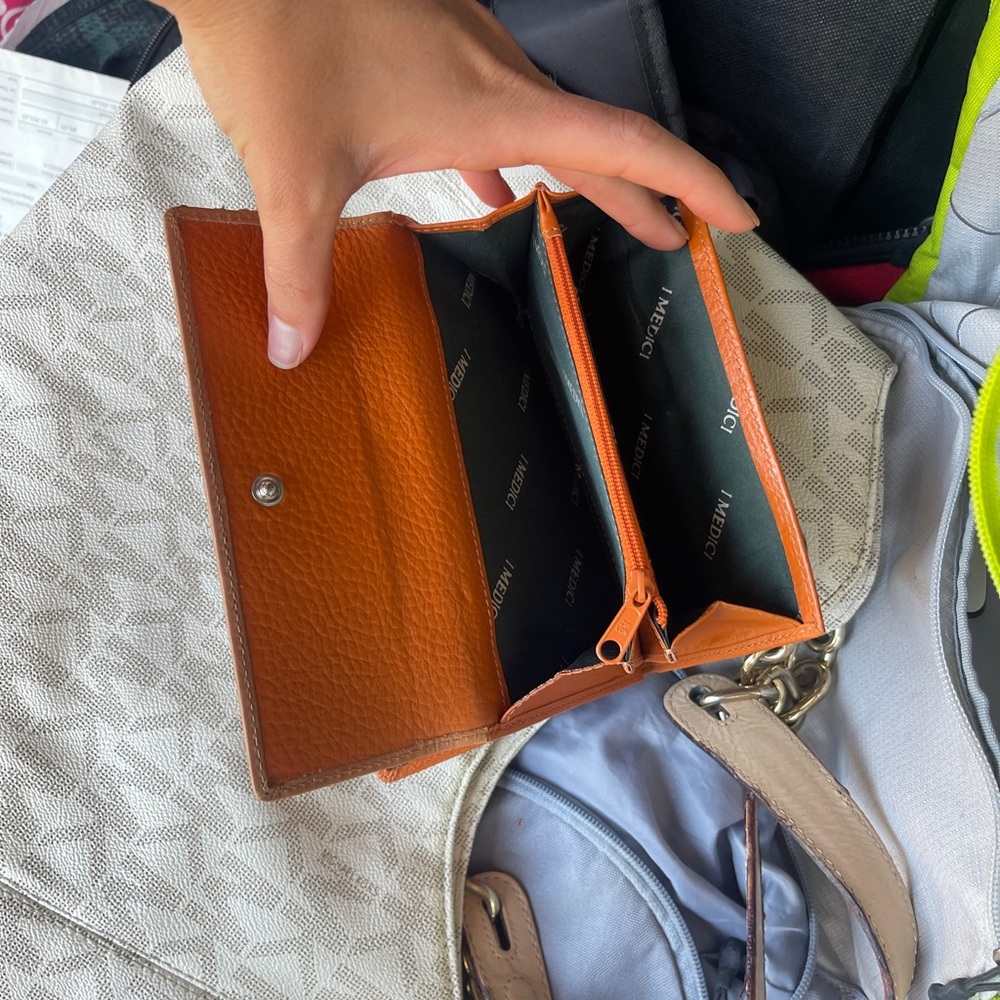 Wallet - Picture 3 of 6